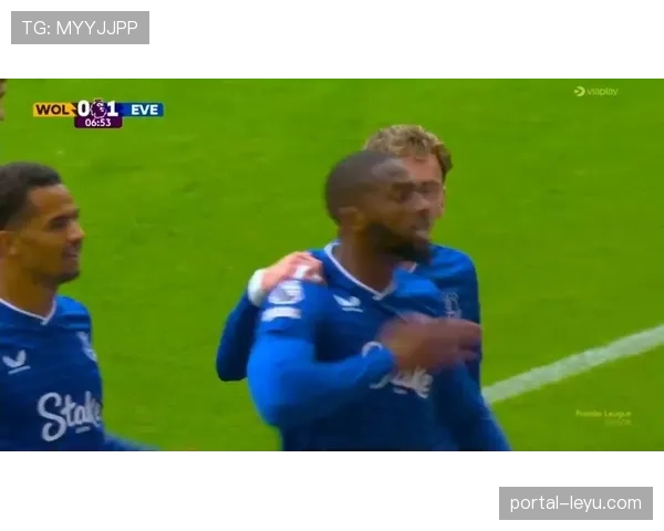 英超激战埃弗顿客场险胜狼队格拉利什关键助攻助球队逆转取胜