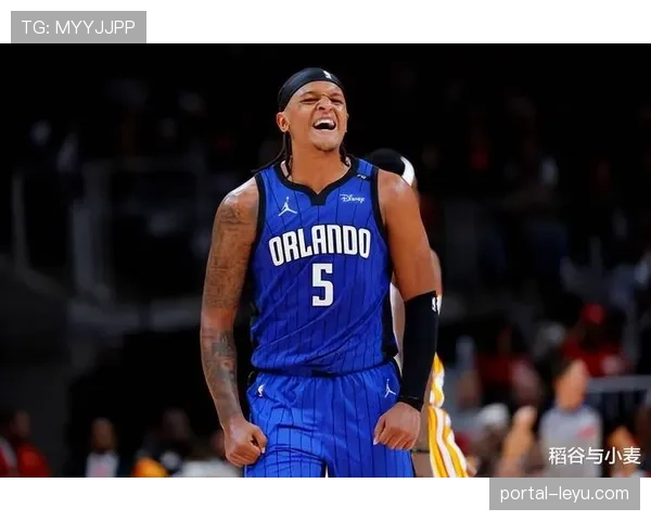 魔术班凯罗关键时刻选择突破分球，瓦格纳底角空位三分偏出